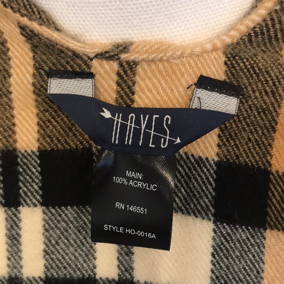 NWOT designer inspired super warm wrap - Picture 5 of 6